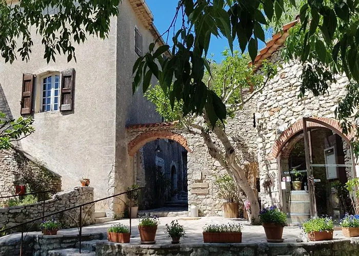 Bed & Breakfast Mas De Coulet 3*